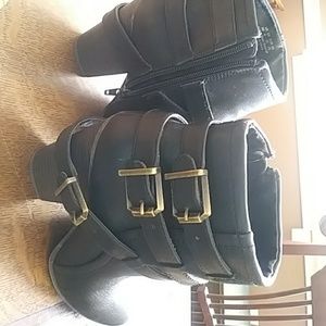 Ankle boots